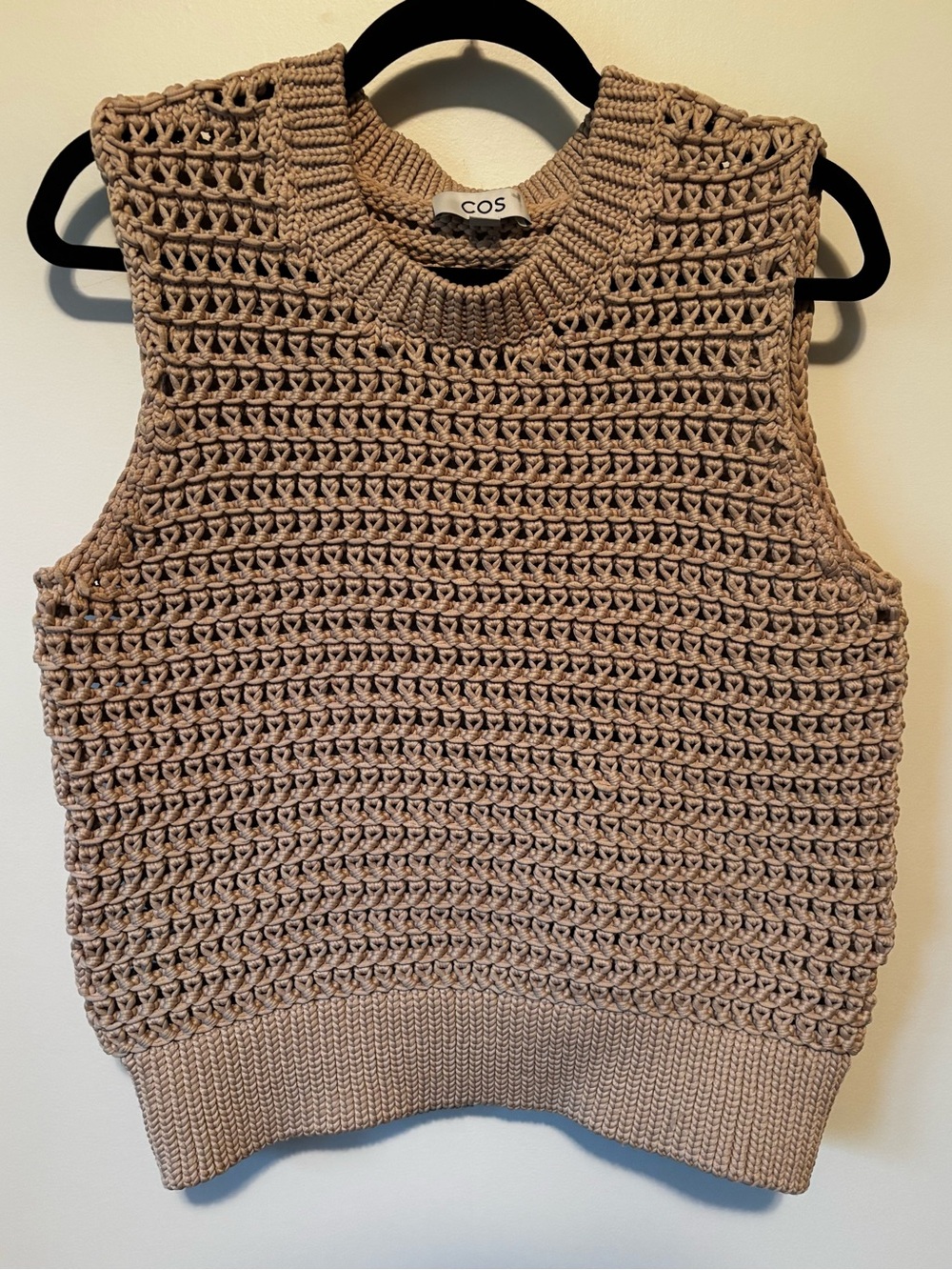 COS Chunky Knit Sweater Vest - Picture 9 of 10